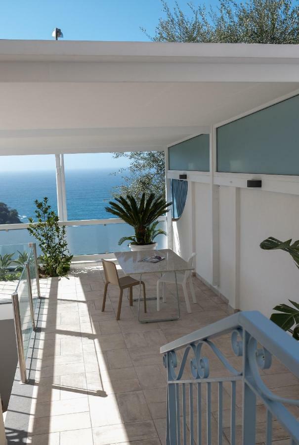 Casa Italia Apartment มัสซาลูเบรนเซ ภายนอก รูปภาพ
